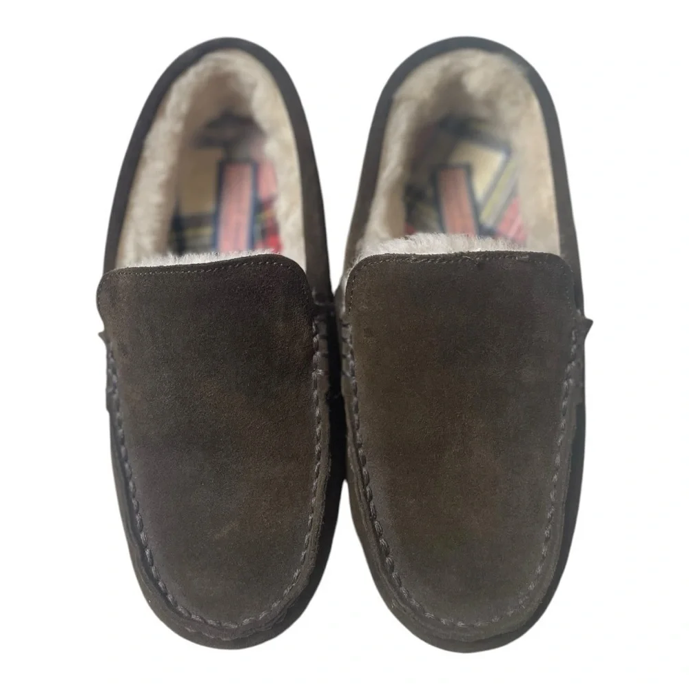 Vineyard Vines Men’s Chocolate Brown Suede Shearling Lined Slippers